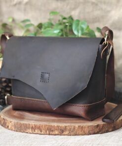Nữ 1