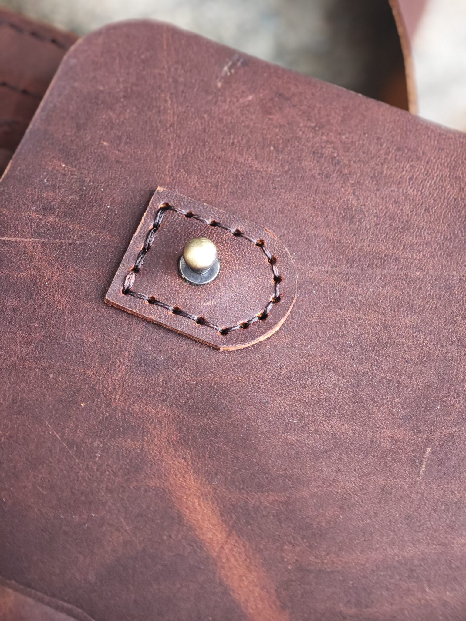 tui-deo-cheo-nam-da-bo-sap-handmade(3) (1)